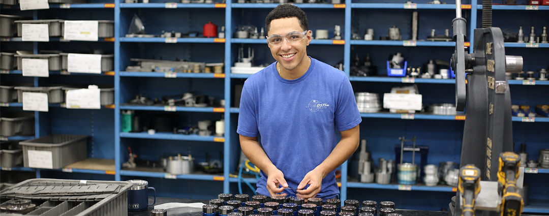 From the Ice to Land, Sea, and Air: My Transition as a Sales Intern at DSTI - Blog - DSTI